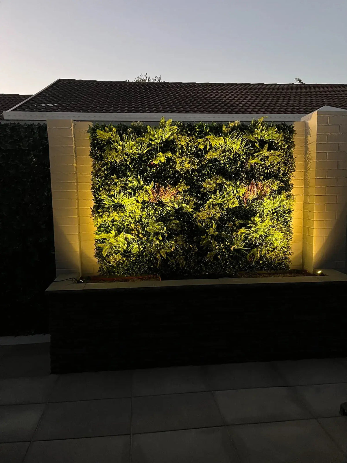 Luxury Lush Spring Vertical Garden / Green Wall UV Resistant 100cm x 100cm - Designer Vertical Gardens artificial green walls for backdrops artificial green walls for balconies